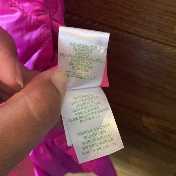 ***NWT*** Lilly Pulitzer girls Melanie reversible vest - Picture 10 of 10